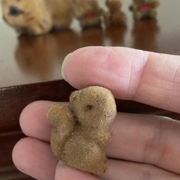 Vintage Flocked Animals Kitten Josef Squirrel and Bears - Picture 5 of 10